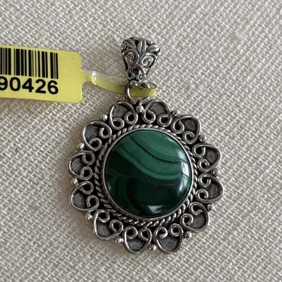 Unbranded Jewelry - Artisan Crafted African Malachite Womens Round Pendant Sterling Silver Oxidized